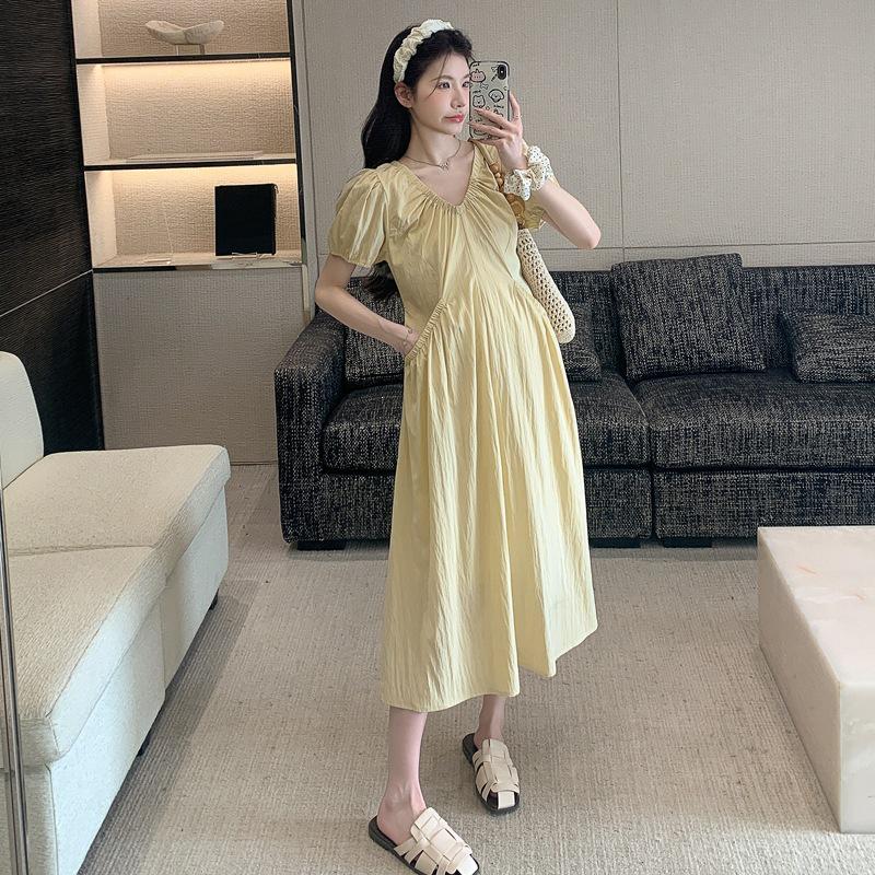 

2026 Summer V-Neck Maternity Dress with Puff Sleeves - Slimming Design M жовтий