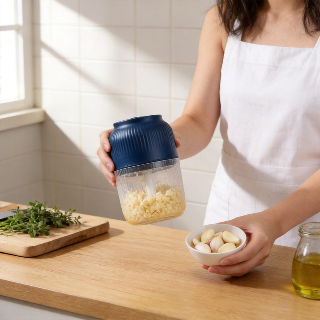 Electric Garlic Crusher Grinder With Rechargeable Battery And 6blade Cyclone Cup For Home Kitchen