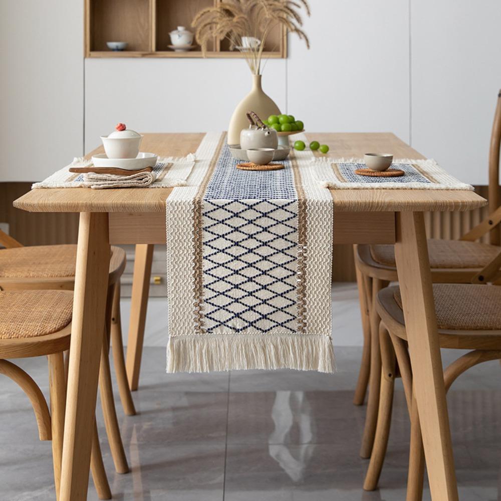 Nordic Style Bohemian Table Runner Diamond Pattern with Tassel Table Cover Cotton and Linen Rustic Christmas Table Cloth