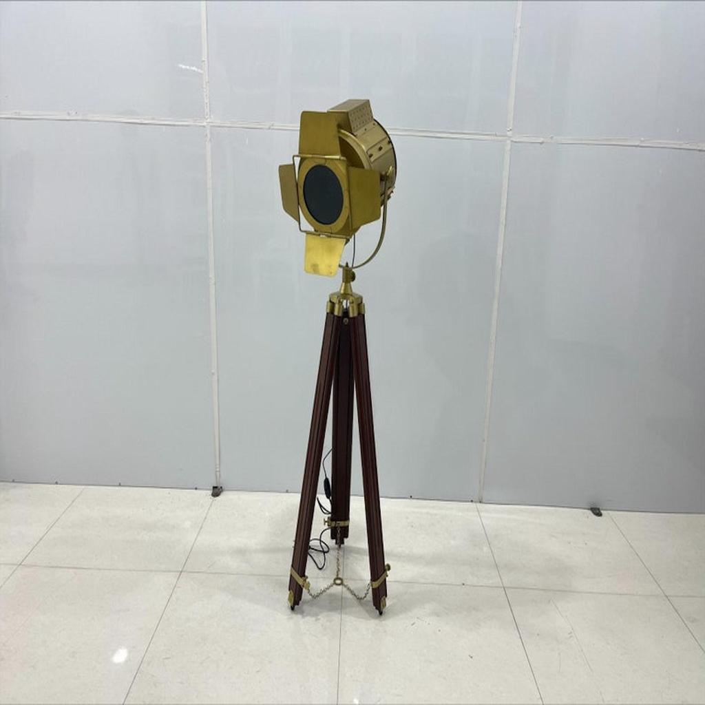 Spot-Scheinwerfer Klappe Antikmessing Stehleuchte Studio-Spot-Scheinwerfer Für Zuhause Büro Raum Dekorativ