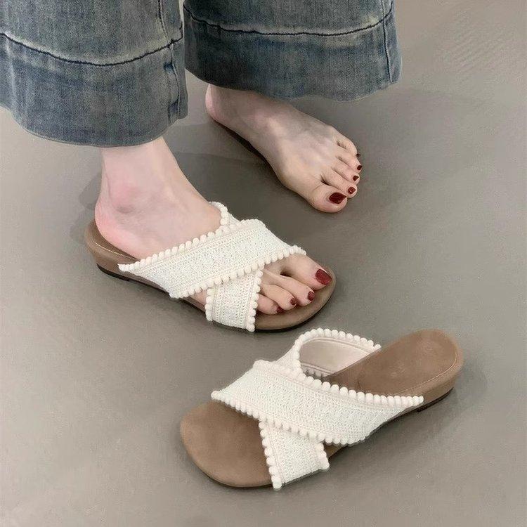 Soft leather version~ Flat bottom cross with cool slippers for women to wear seaside vacation leisure beach with skirt one-word slippers