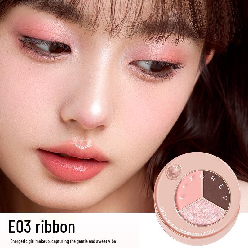 

ForeverKey Three-Color Eyeshadow & Blush Palette: Matte & Shimmer, Long-Lasting, Easy Application, Perfect for Beginners