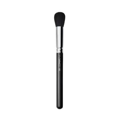 M·A·C 109 Small Contour Brush Black 1 Piece
