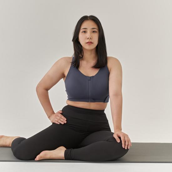 Skinny Five Smoove Front Zip Control Zip Up Seamless Sports Bra