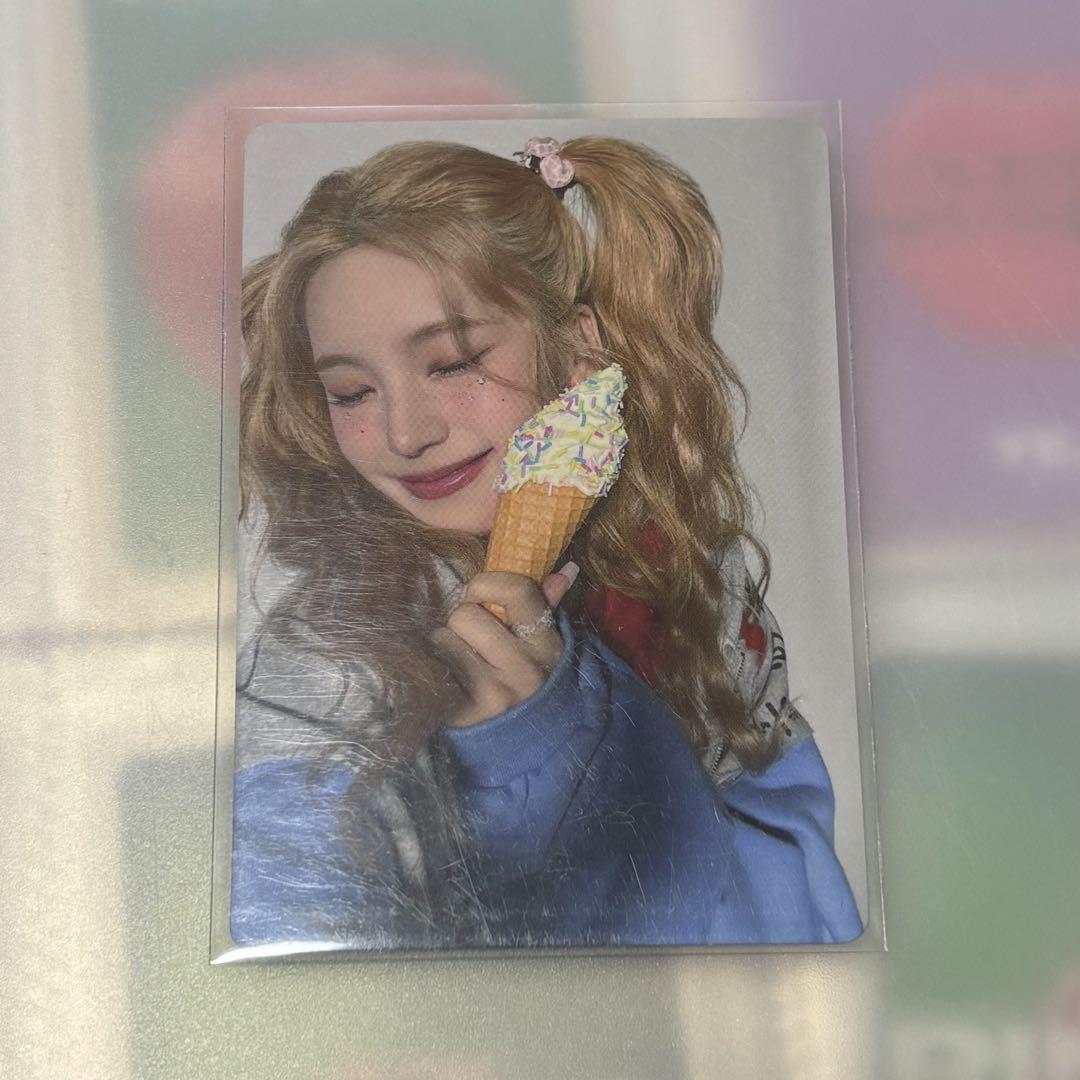 

[USED] itzy algorithm Yeji trading card Tower Records Lakidro