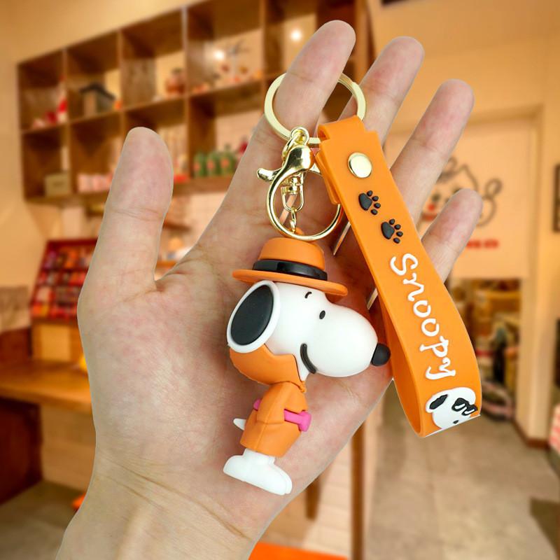 Adorable Snoopy Keychain Stylish Cartoon Key Ring For Car And Bag Accessories