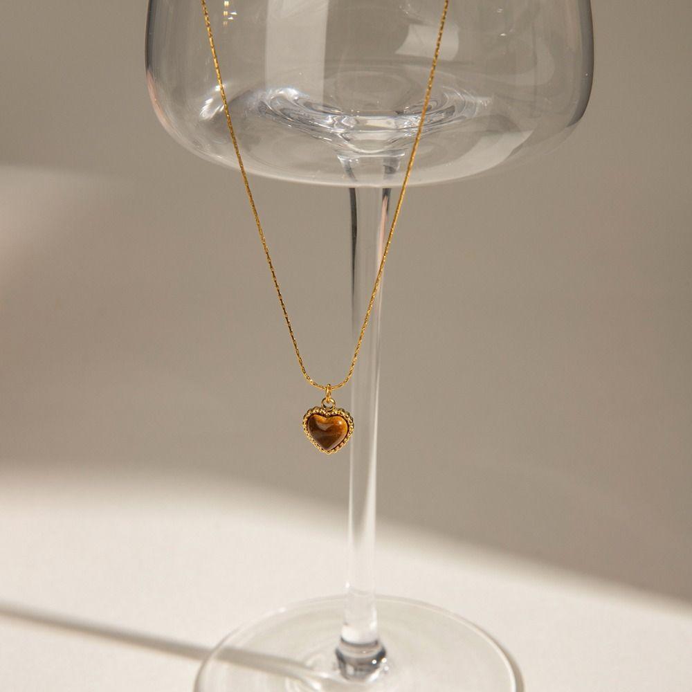 Irregular Tiger Eye Stone Necklace Vintage Heart Collarbone Chain Simple Metal Necklace  Gifts