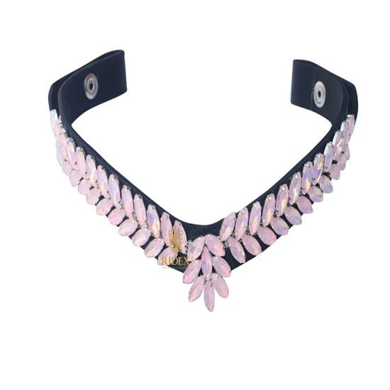 Stylish & Stunning Pink Horse Bridle Snap browband Made from Durable Leather.