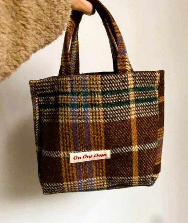 culmvale Checkered Tote Bag with Gusset and Interior Pocket, Stylish Canvas Design for Women, Girls, Adults, and Kids, Perfect for Commuting to