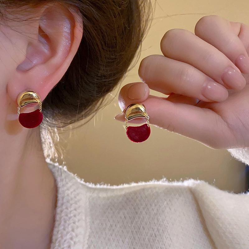 Red Love New Year's Earrings Women's Simple Festive Earrings Versatile Fashion Earrings