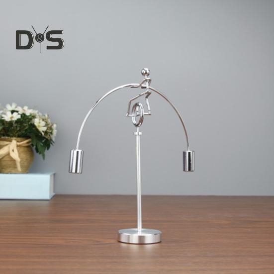 Einrad Mann Balance Dekoration Physik Balance Spielzeug Metall Balancing Rotating Little Man Home Office Desktop Ornament Geburtstagsgeschenk