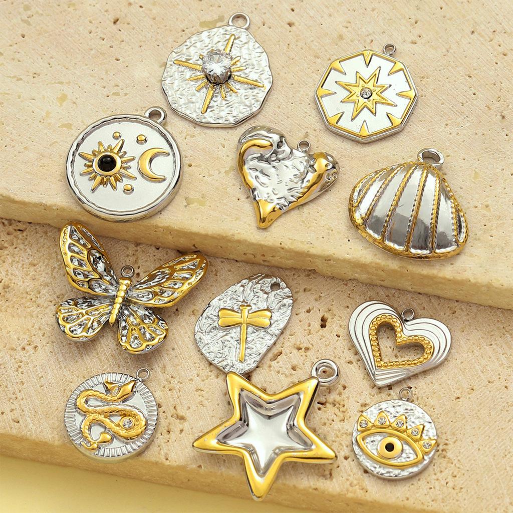 Elegante Zweifarbige Herz Mond Stern Schmetterling Biene Anhänger Titanstahl Halskette Charm 11 Stile Leicht Langlebiger Schmuck Geschenk