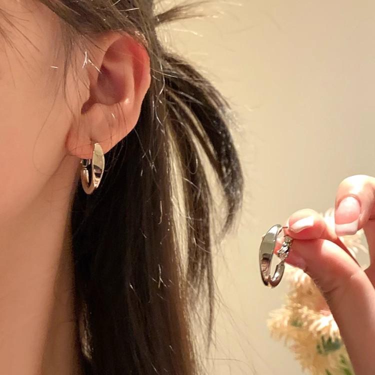 S925 Sterling Silver Hoop Earrings: Exaggerated, Luxurious & Versatile for Women
