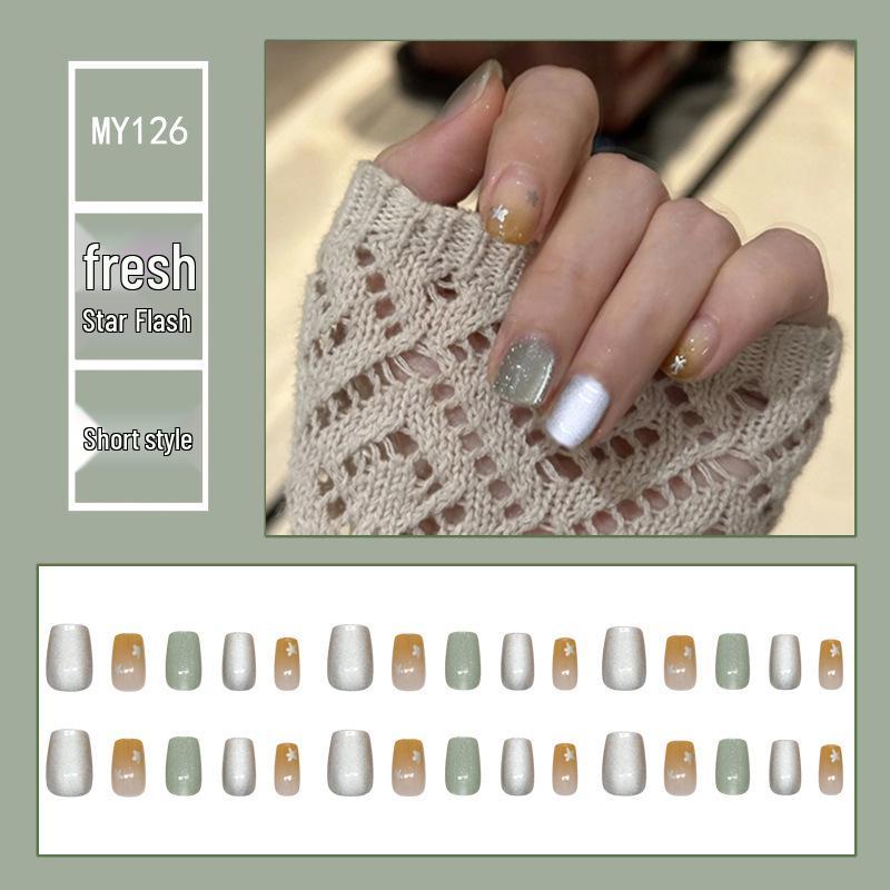 Chasing Light Cat's Eye Crystal Nails: Handmade, Detachable, Flash Diamond Design for Trendy, Stylish Looks.