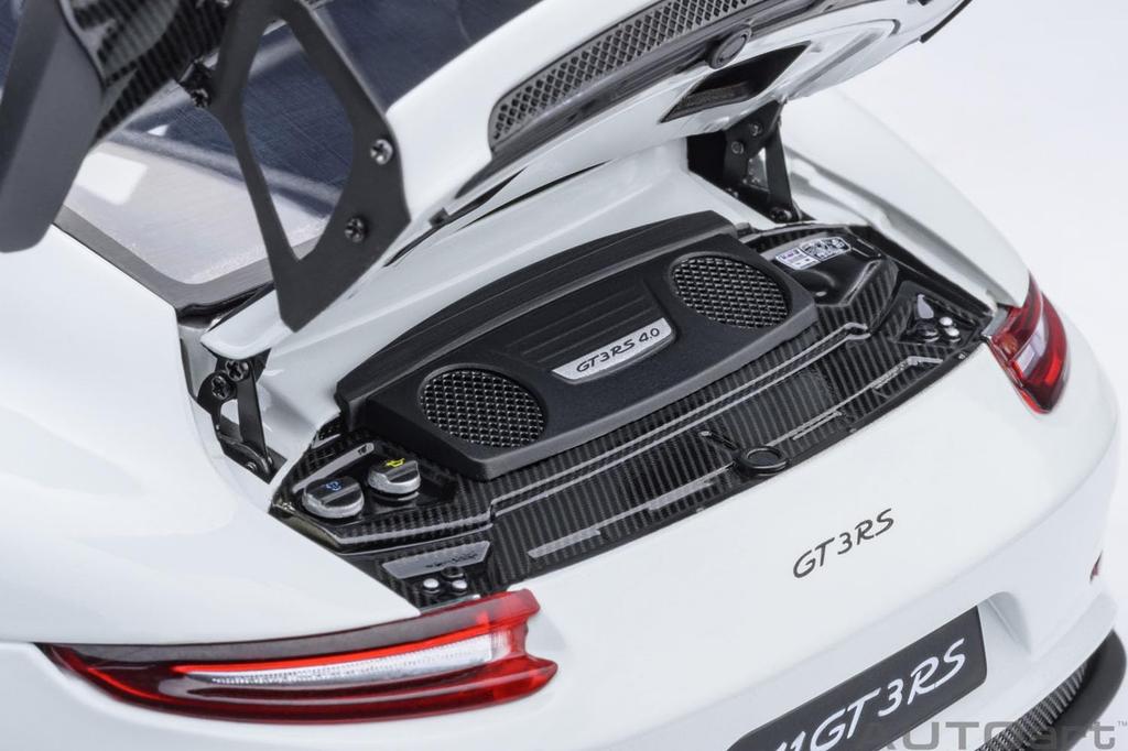 AUTOart Porsche 911 GT3 RS Weissach Package Finished Model 78176 1/18 (991.2) (White/Carbon Black)