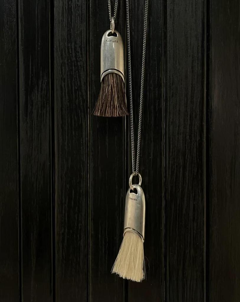 Elegante Rosshaar-Quasten-Halskette - Vielseitige High-End-Pulloverkette mit Nischen-Design-Anhänger für Damen