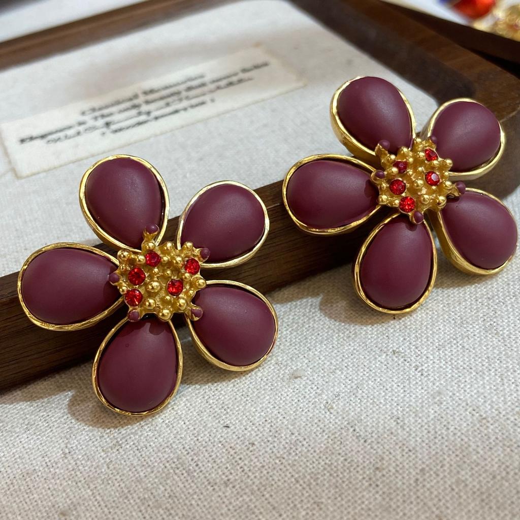 Temperament Matte Metal Matte Flower Stud Earrings, Simple And Retro Design Women