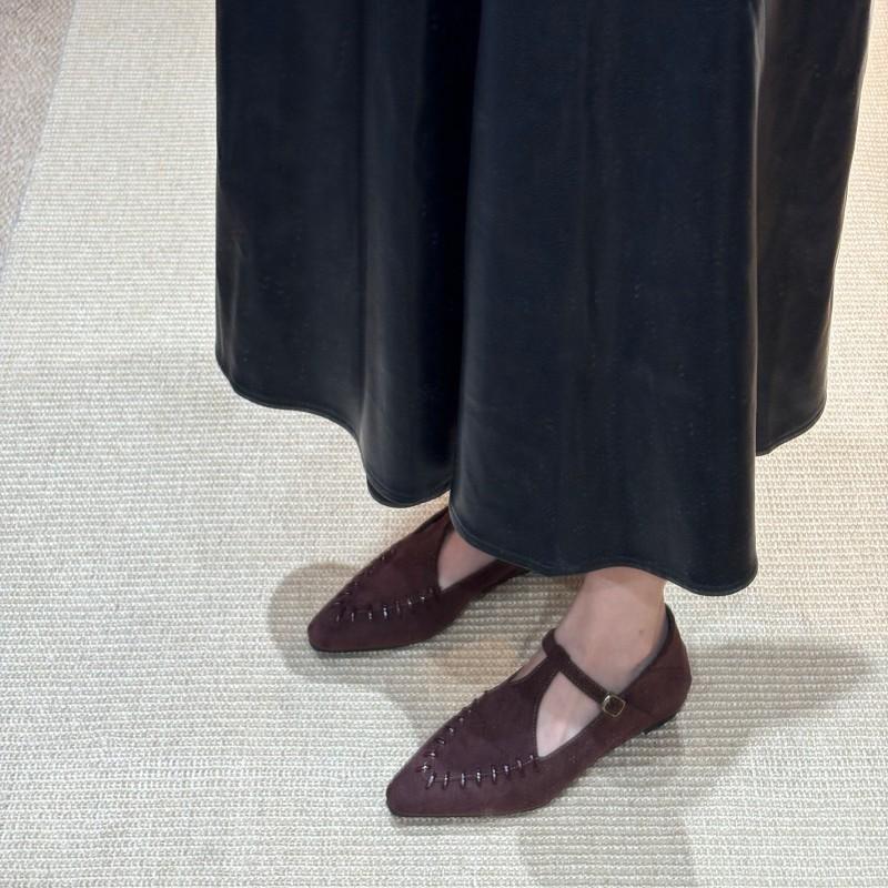 Retro spitze Mary Jane Schuhe Damen 2025 Herbst neu vielseitig weiche Sohle Wildleder niedriger Absatz spitz einzelne Schuhe Slipper