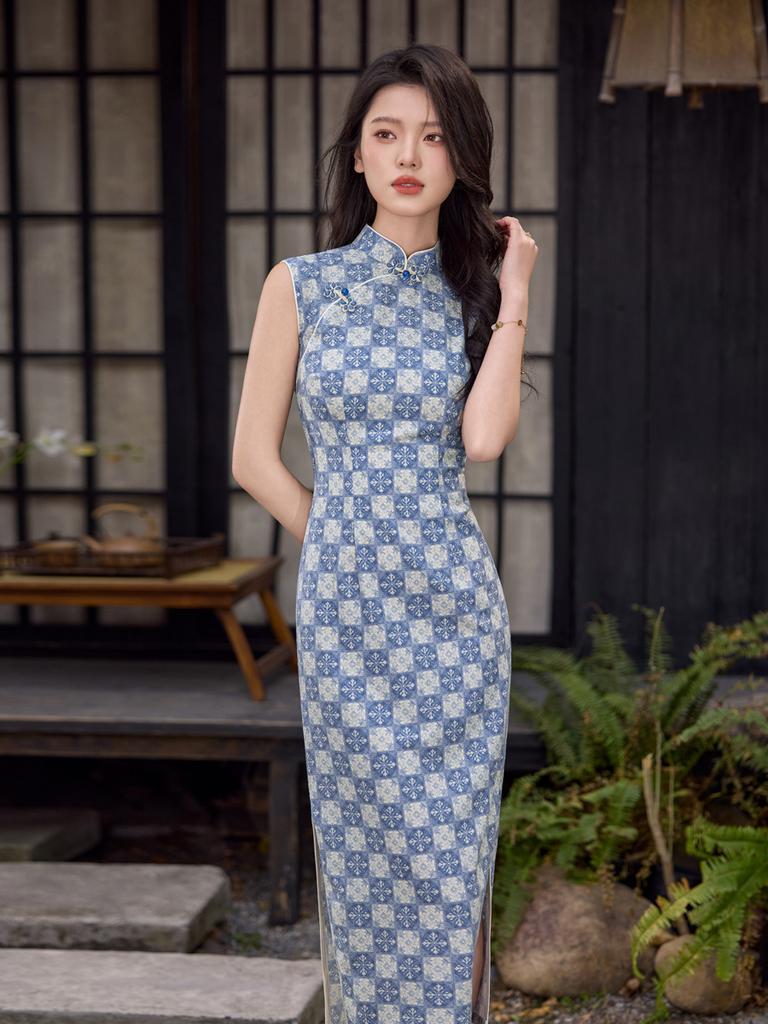 Retro blue and white checkerboard sleeveless cheongsam fresh and elegant slim and thin gentle national style girl daily dress