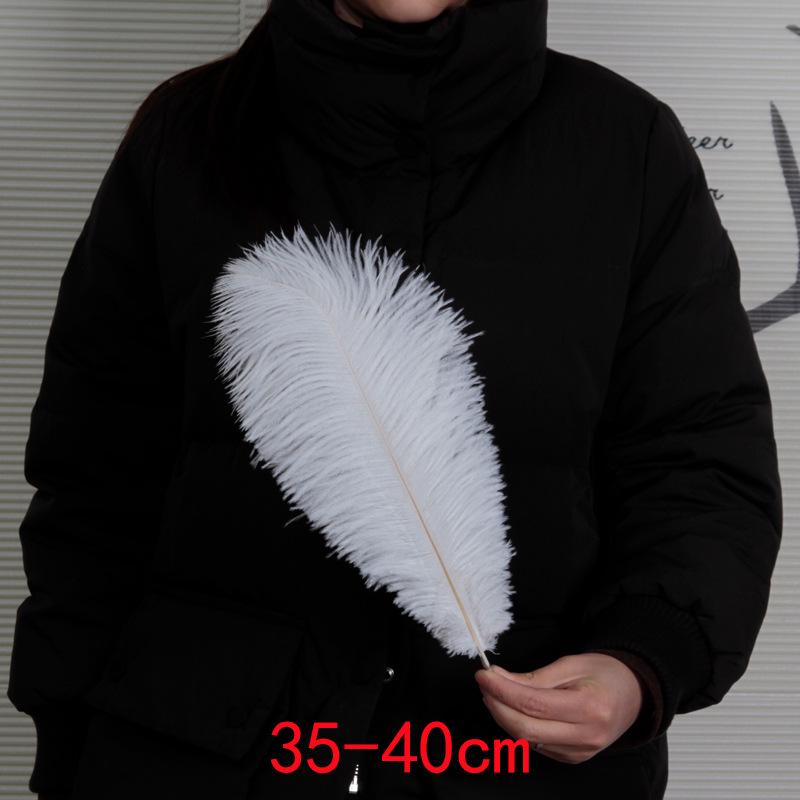 Bílá pštrosí pera 15-80 cm pro osvětlení, výzdobu svatební uličky, fotografické rekvizity a ozdoby do váz
