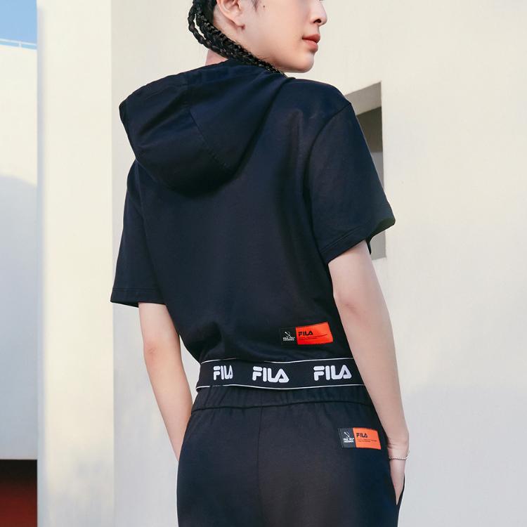 New FILA X Magic Stick SS23 Set In Sleeve T Shirt Women's Black F11W329112F-BK
