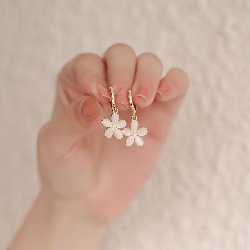 2022 Women's Flower Earrings: New Cat's Eye Stone Clips in Summer Style