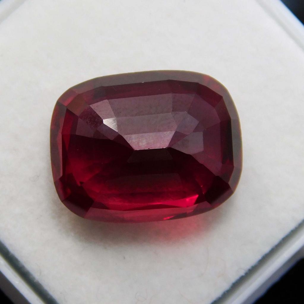 10.65 Carat NATURAL Exclusive Red RUBY CERTIFIED Cushion SHAPE Loose Gemstone.