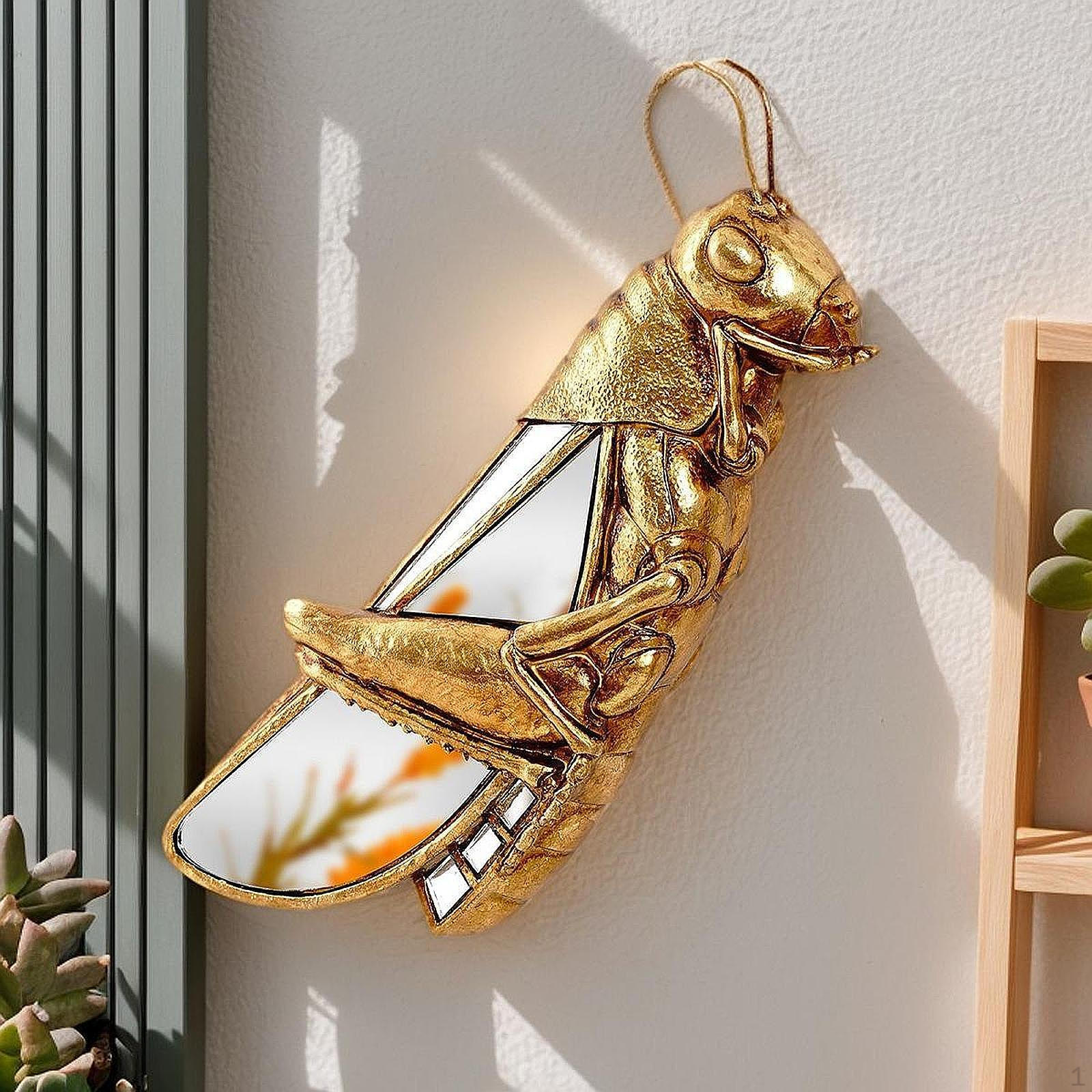 

Золотая смоляная скульптура саранчи, настенное искусство с зеркальным эффектом для акцента в прихожей, современный декор
