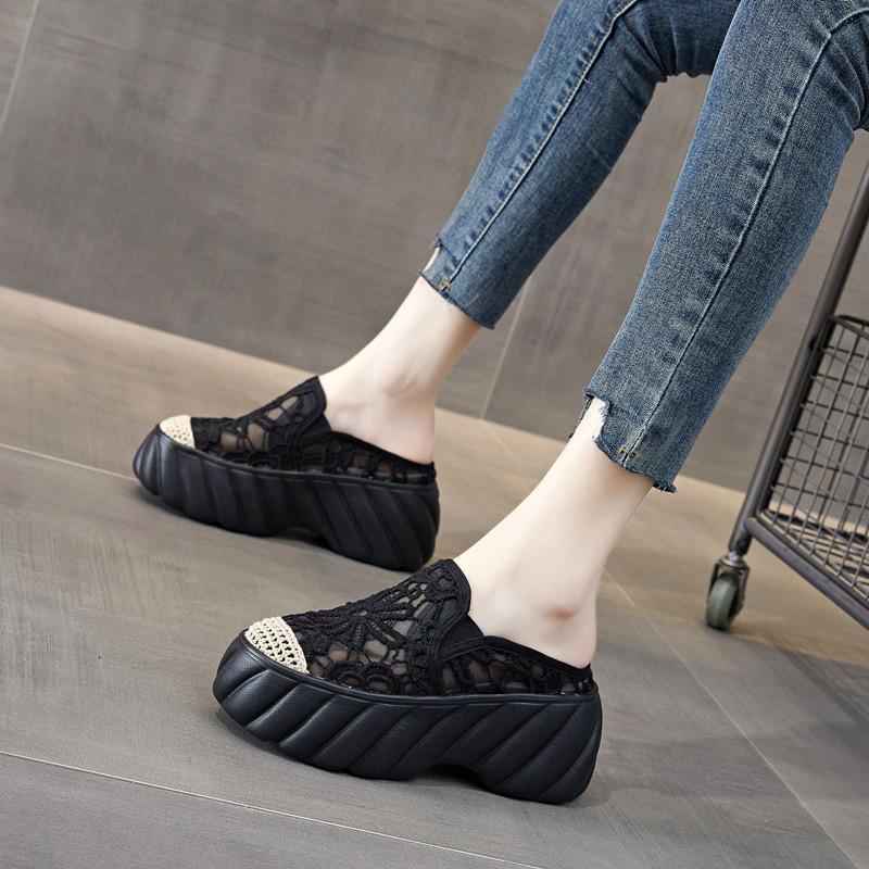 Baotou slippers women's outer wear summer new 2025 Korean version versatile Hong Kong style fashion cool slippers women's height increase half slipper