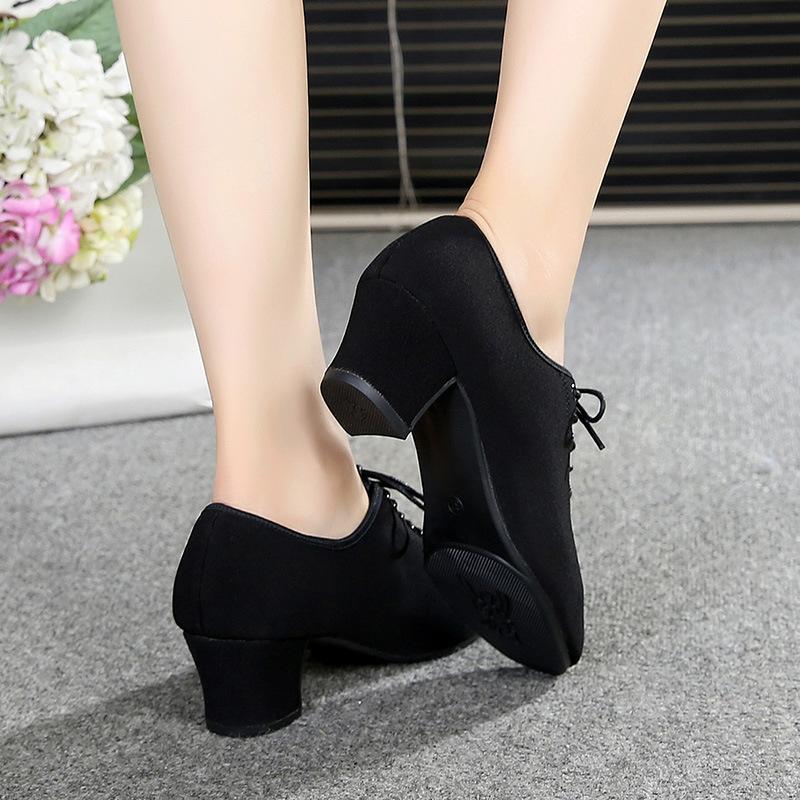 Latin Dance Shoes for Women Soft Sole Oxford Cloth Modern Ballroom Jazz Square Dance Shoes