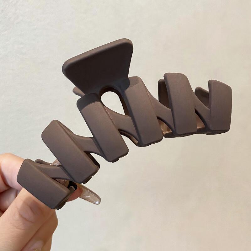 CHIMERA Versatile Hair Clip, Large Claw Clip, Bun Hairstyle, Hair Accessory, Brown