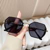 Cute Square Designer Sunglasses Women Men Metal Frame Trendy Sun Glasses Female Male Brand Fashion
