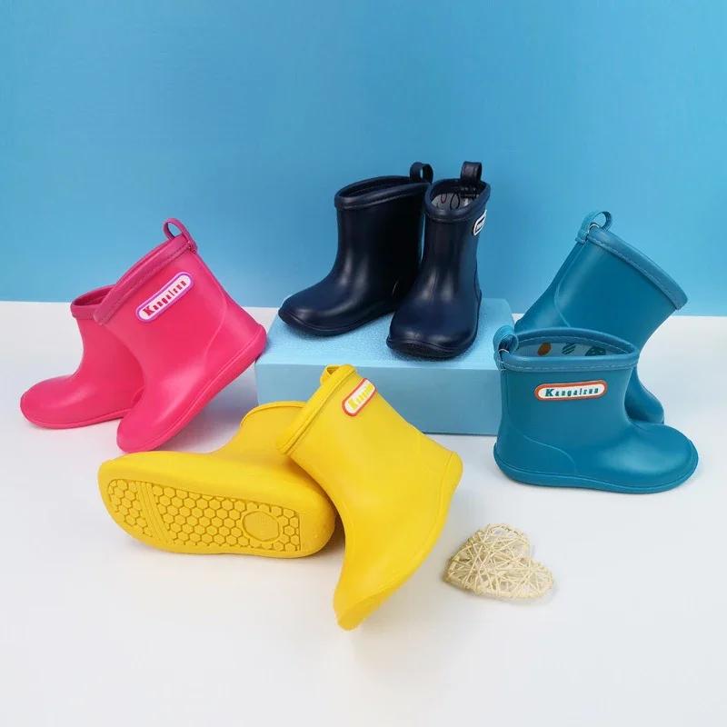 Children Clothing Yulin-001 Boys Yellow Children Rain Shoe Waterproof Anti-Slippery Soft Baby Rubber Shoe Rain Boot Kid Cm