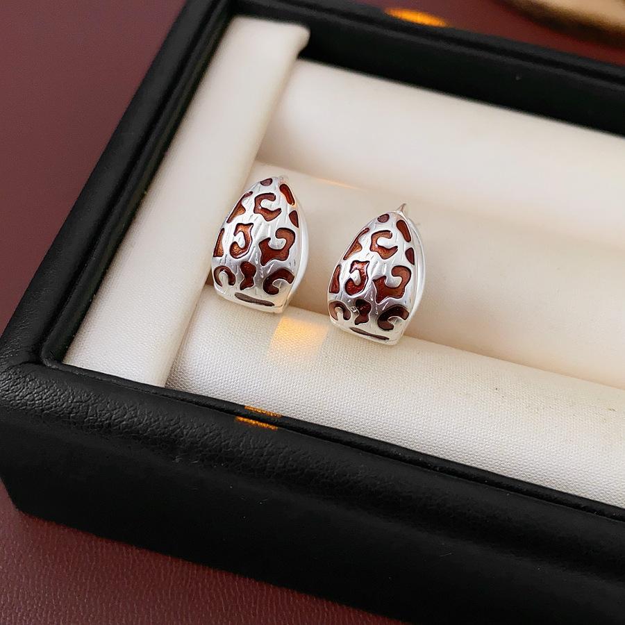 European and American Retro Leopard Print Round Ball Personality Trend Exaggerated Niche High-end Versatile Earrings for Women