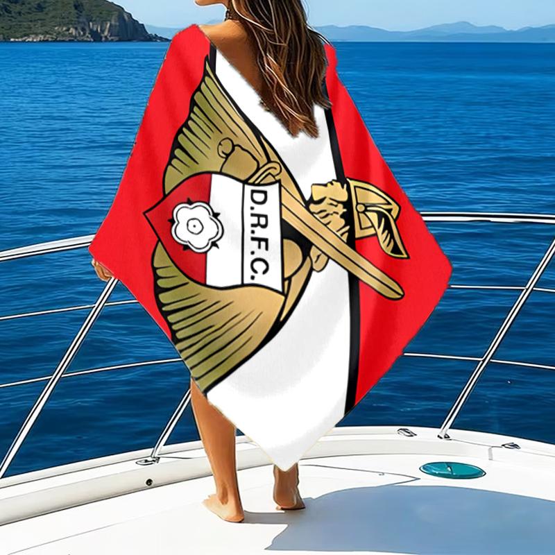 Doncaster Red Crest Beach Towel - Soft, Absorbent Microfiber, Lightweight, Ideal for The Beach, Parties, Travel, Camping fan gifts
