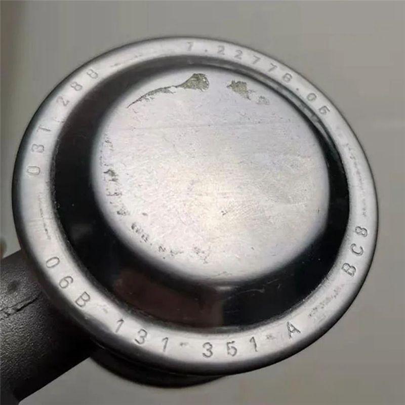 06B131351A Exhaust Gas Circulation Valve Adapter For VW Passat SUPERB 06B131351C