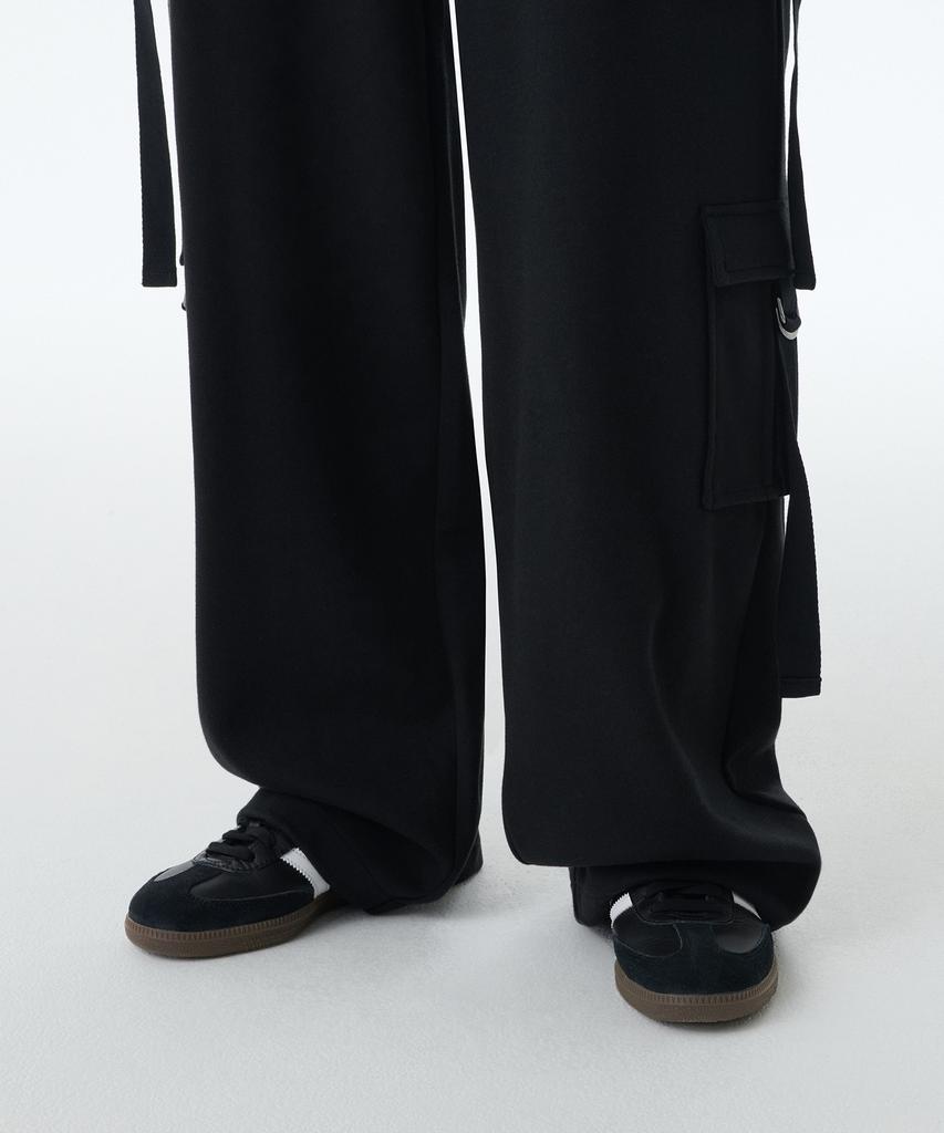 MUSINSA STANDARD WOMAN Women'S Double Knit Sweat Multi Cargo Pants [Black]