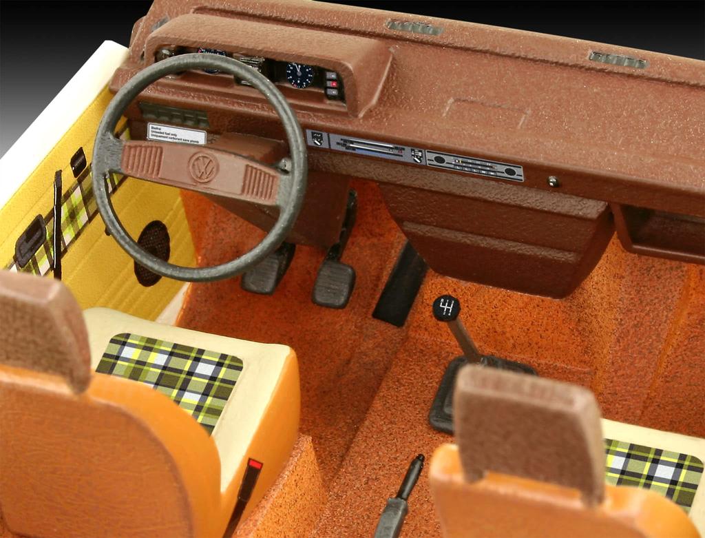 German Revell Scale VW T3 Microbus Plastic Model Kit Molded In Color 1/25 07706,