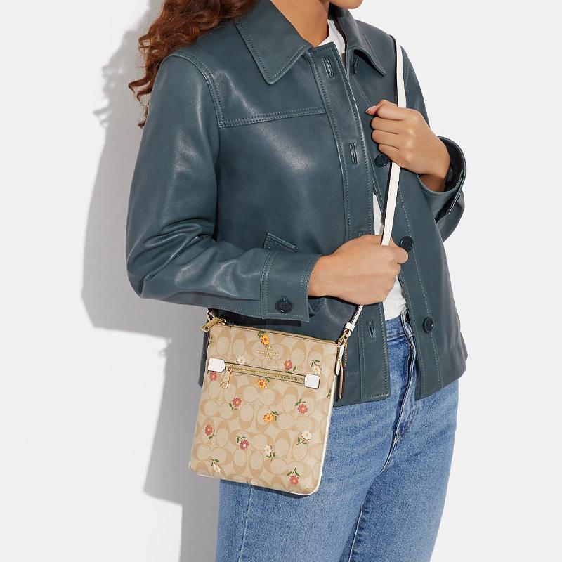 Coach Rowan 21 Small Daisy Flower Embroidered Zipper Closure Coated Canvas and Smooth Leather Crossbody Bag Small Size Women's Light Khaki Presbyopia