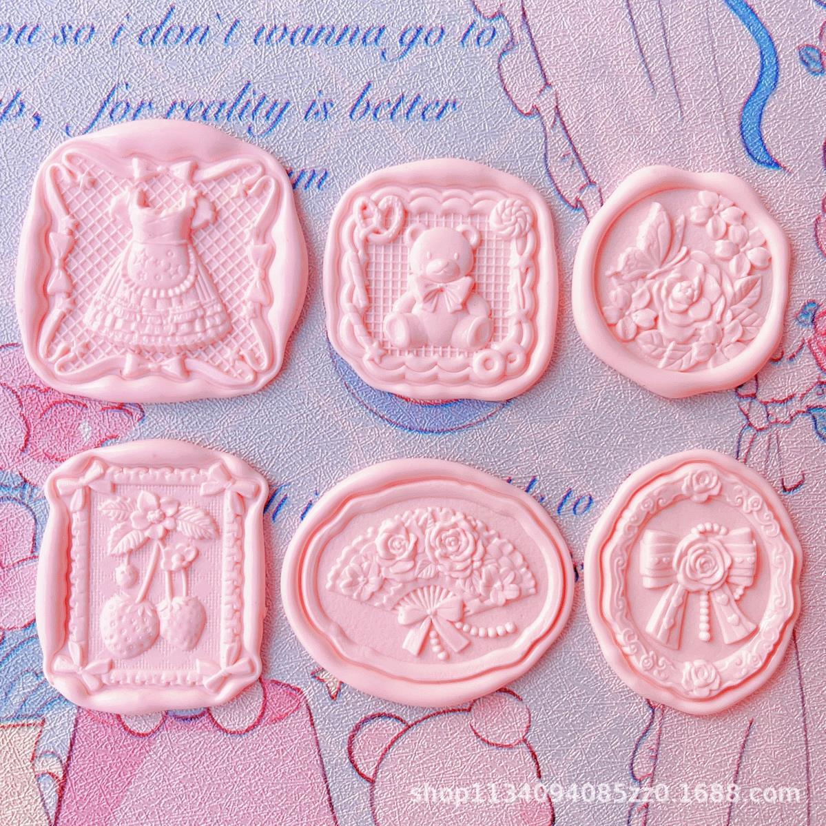 

Европейский ретро набор восковых печатей: Декоративные фигурные головки печатей с ручками и восковыми бусинами.