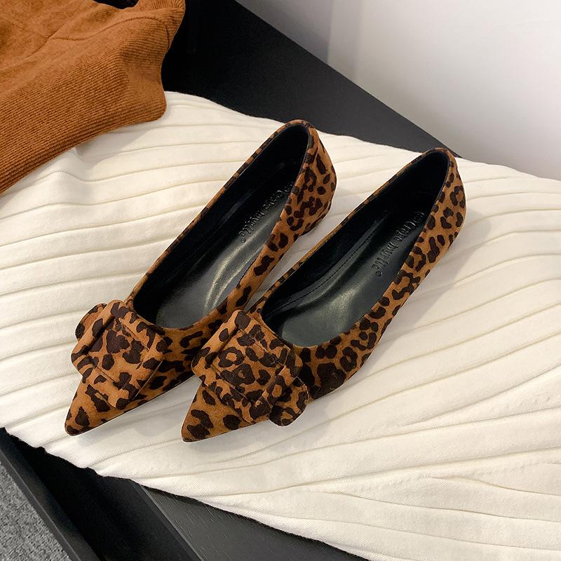 Cowhide version, temperament small pointed commuting square buckle versatile suede light mouth leopard print single shoes women's 2025 spring new