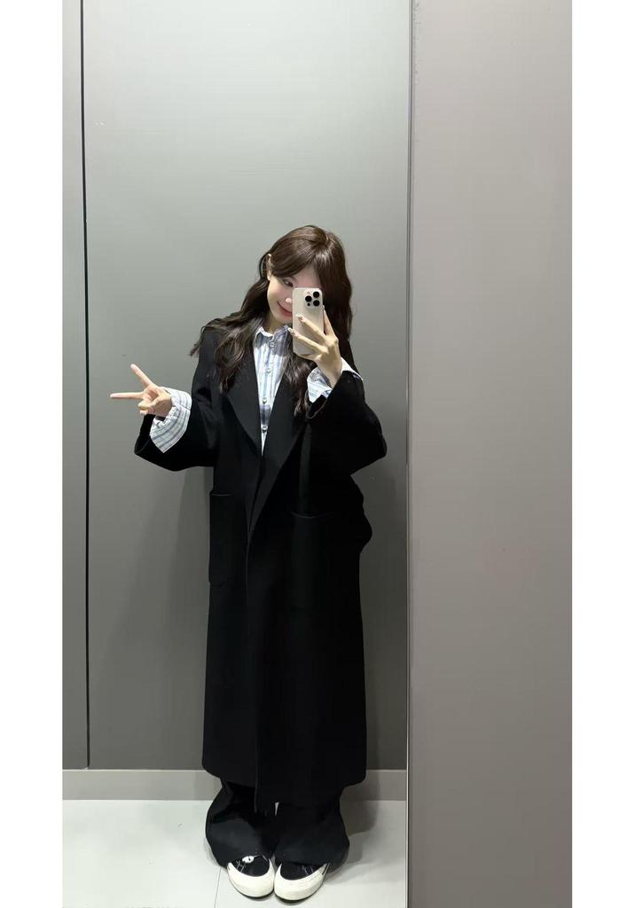 Korean Style Slimming Black Wool Coat - Women's Long Double-Sided Overcoat (Autumn/Winter 2025)