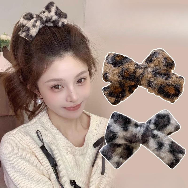 Autumn and Winter Woolen Bow Hair Clips Women's Bun Hair Clips Horse Tail Shark Clips Leopard Print Hair Clips