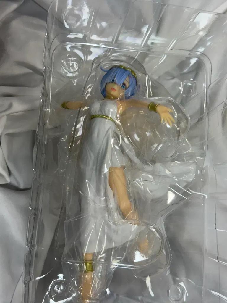 [Unopened] Re:Zero Rem Luminastar Archangel Figure