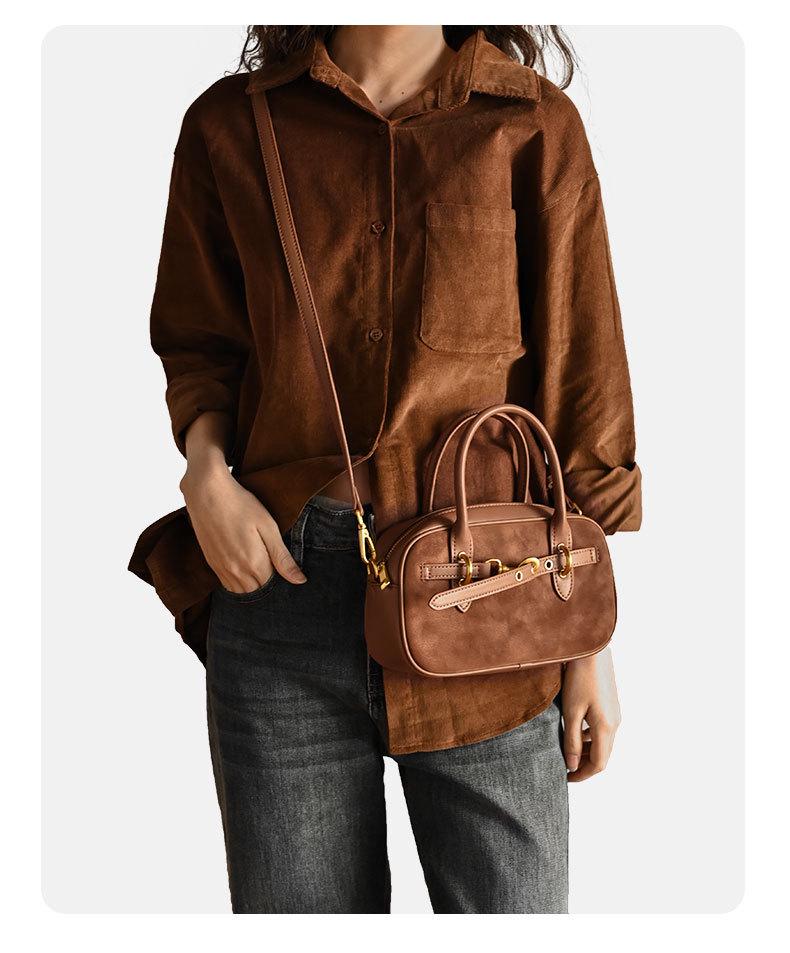 Exklusiv Retro Boston Bowling Handväska i Äkta Läder - Snygg Axelremsväska & Pendlarväska för Kvinnor