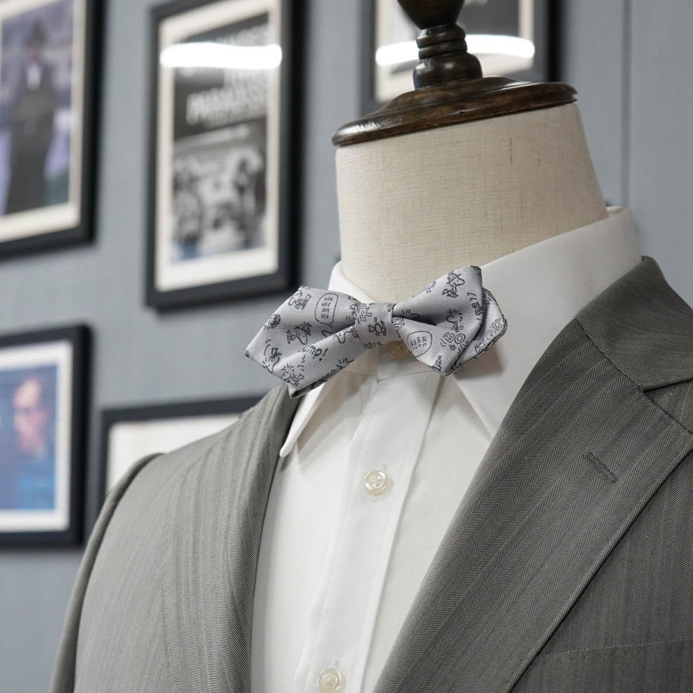 Peanuts Snoopy Bow Tie with Original Box (PND48173) Light Gray, SNOOPY Woodstock Bow Tie, One-Touch, Character, Wedding