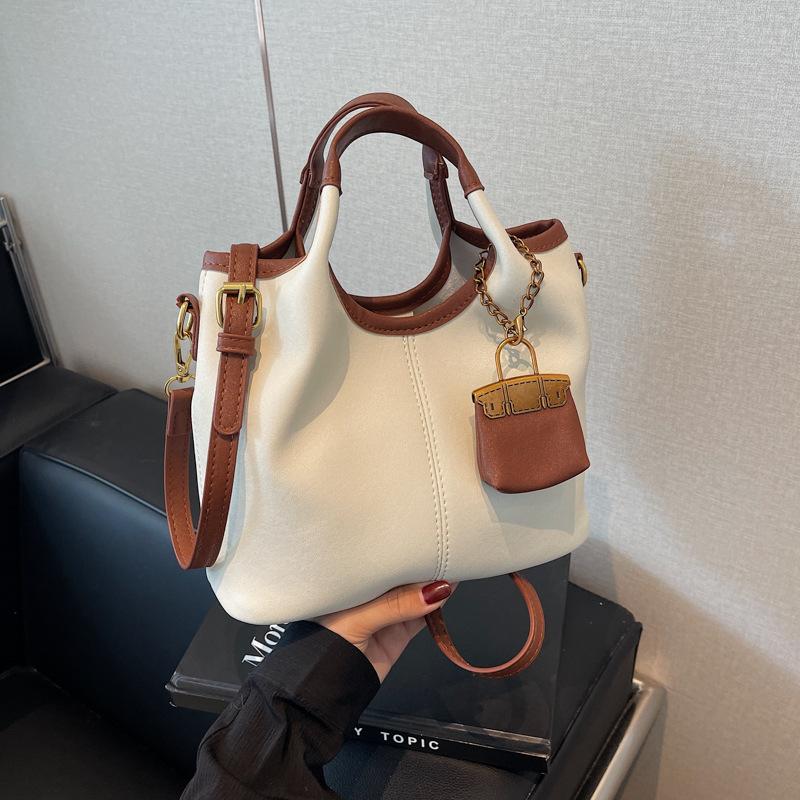 High-texture Light Luxury Portable Tote Bag Women's 2025 New Large-capacity Fashionable Retro Shoulder Crossbody Mother and Child Bag