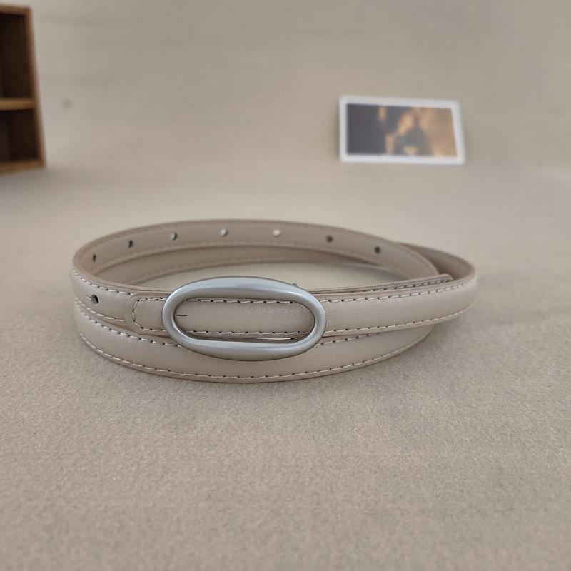 Fashionable Leather Waist Belt For Dresses And Skirts With Classic Buckle Closure