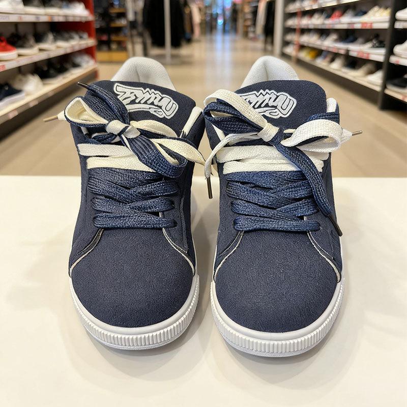 

Niche American board shoes new casual bread shoes men s couple shoes autumn and winter high-end black sneakers women 38 синій