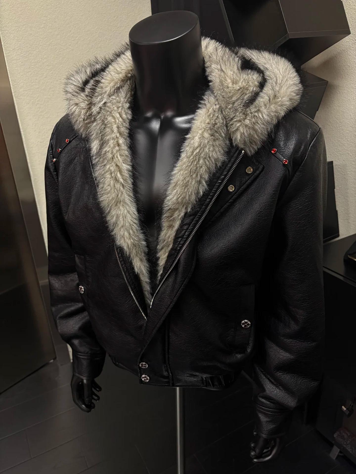 

Men s Winter Snow Leopard Faux Fur PU Leather Jacket with Velvet Lining and Hood L (Recommended for 55-65kg) чорний